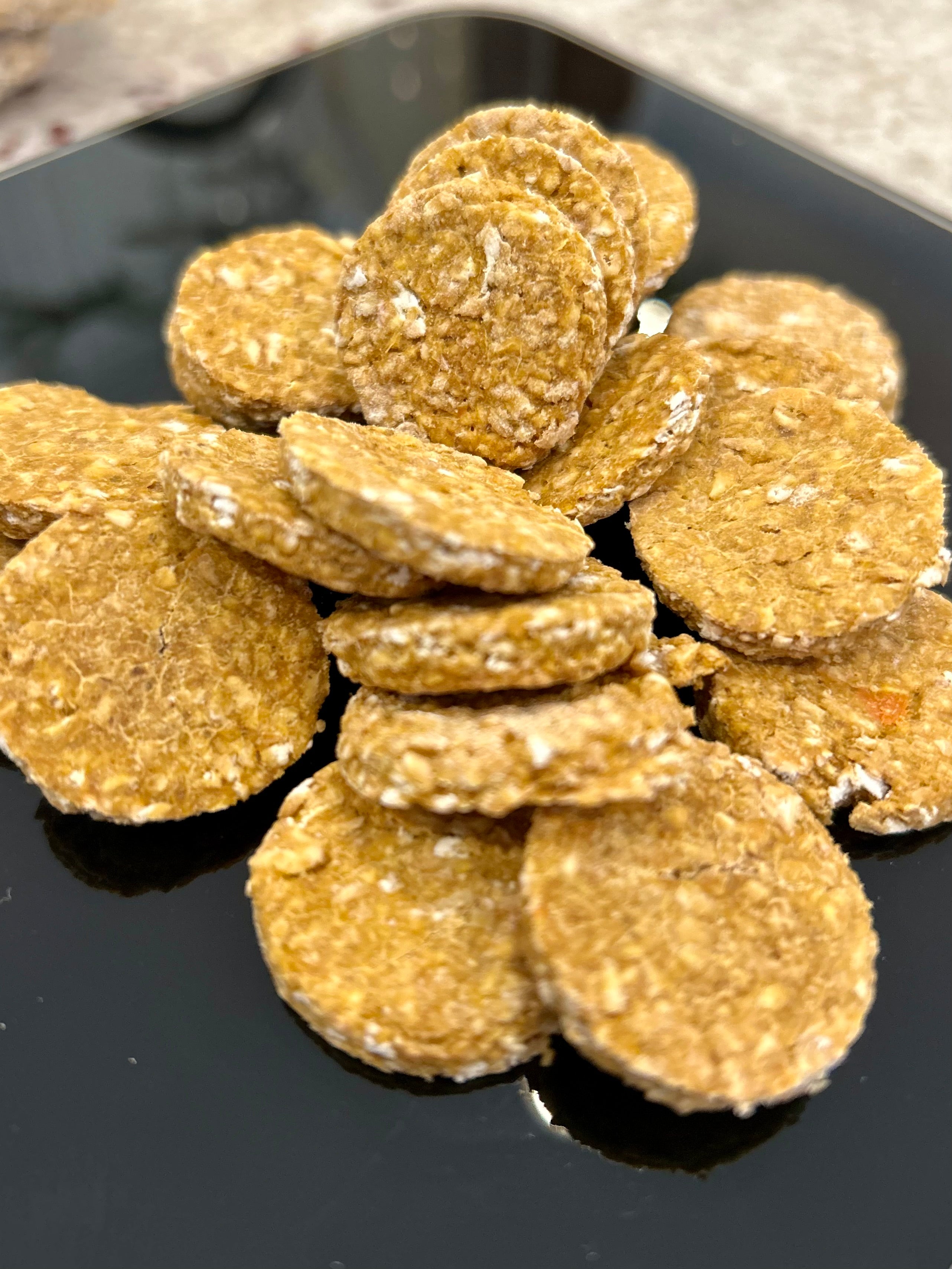 Sweet Potato, Raspberry & Oat Circle Dog Treat